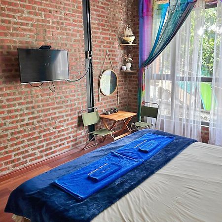 Halo Bay Homestay Ha Long Buitenkant foto