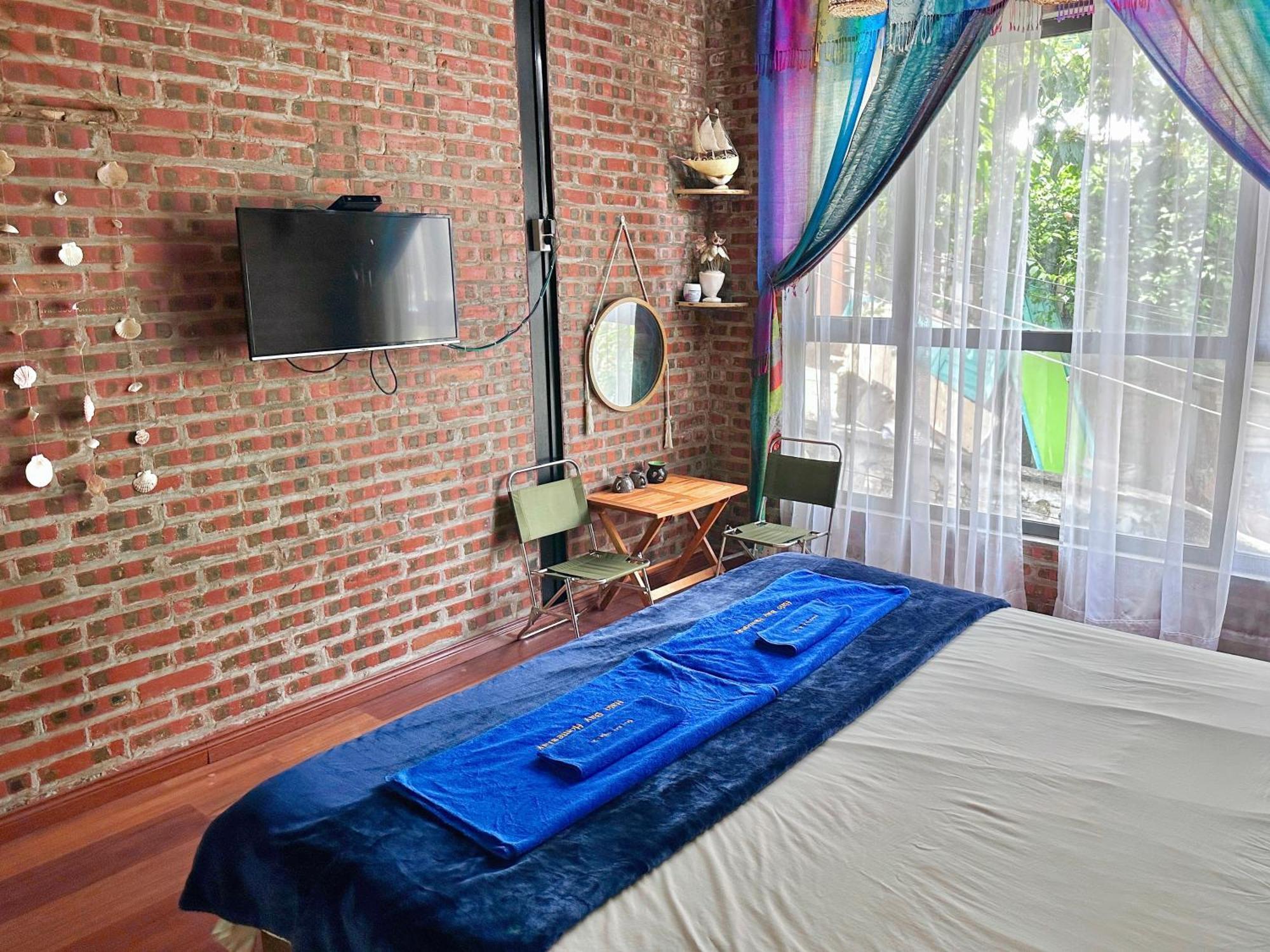 Halo Bay Homestay Ha Long Buitenkant foto