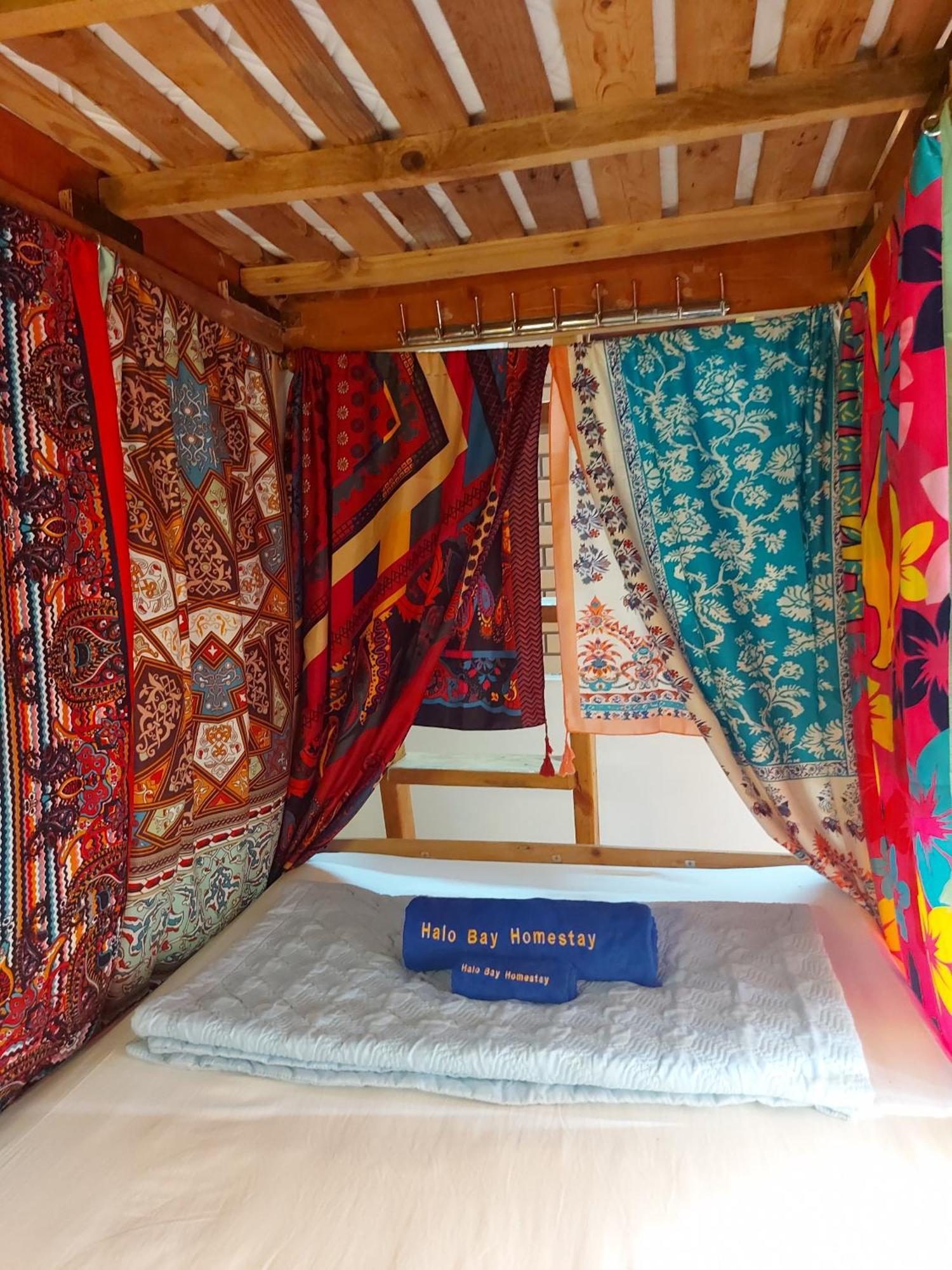 Halo Bay Homestay Ha Long Buitenkant foto