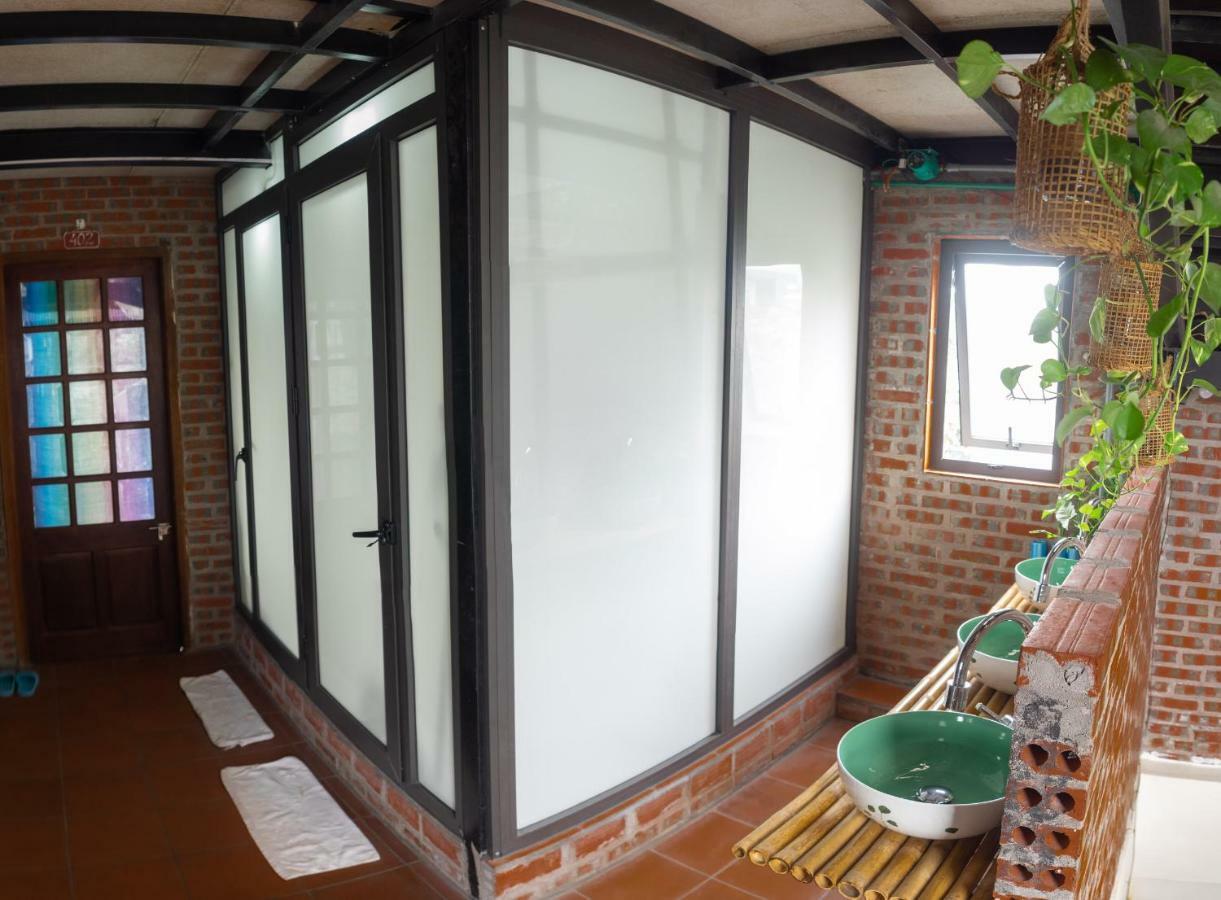 Halo Bay Homestay Ha Long Buitenkant foto